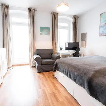 Апартаменты Lutherviertel-apartment Mit 2 Sz In Uni-naehe Хемниц