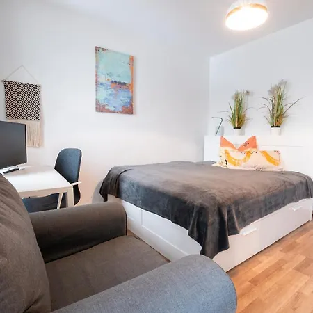 Апартаменты Lutherviertel-apartment Mit 2 Sz In Uni-naehe Хемниц