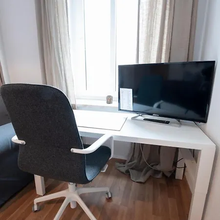 Lutherviertel-apartment Mit 2 Sz In Uni-naehe Апартаменты