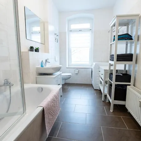 Lutherviertel-apartment Mit 2 Sz In Uni-naehe Апартаменты *